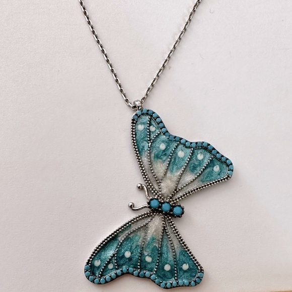 Handbags - 🦋925 Silver butterfly turquoise stones and enamel necklace